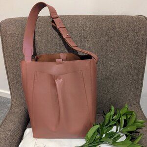 Everlane The Studio Bag Cognac